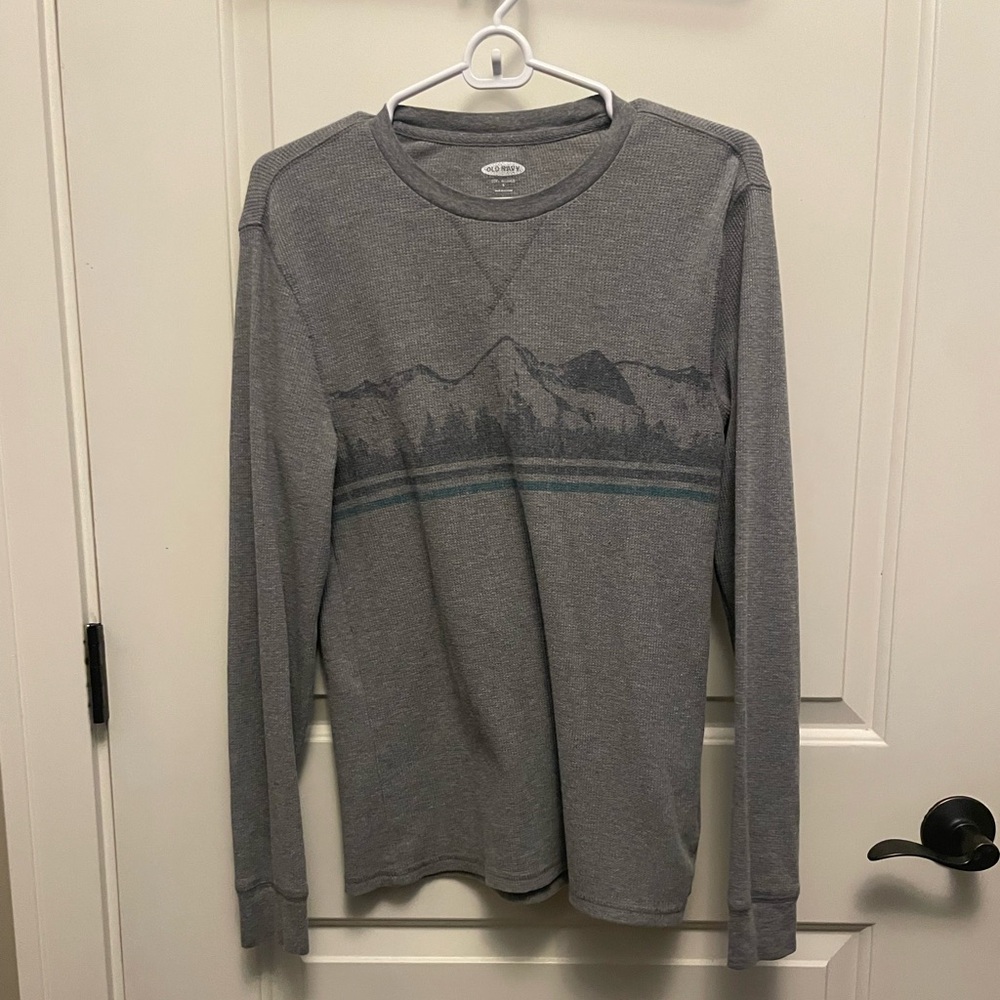 Men's Gray Graphic Long Sleeve Shirt Old Navy